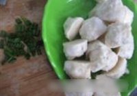小白菜豆腐鱼丸汤的做法 步骤3