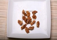 蜂蜜银耳核桃羹的做法 步骤2