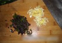粉丝蒜蓉蒸青口的做法 步骤2