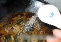 红烧牛蛙的做法 步骤6