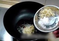 烂蒜烩肚丝的做法 步骤3