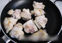 腐乳猪蹄的做法 步骤4