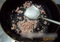 泡椒肉糜炒凉粉的做法 步骤1