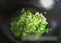 辣椒炒河虾的做法 步骤5