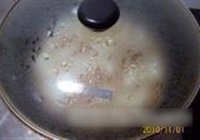 泡椒肉糜炒凉粉的做法 步骤4