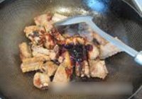 糖醋小排的做法 步骤7
