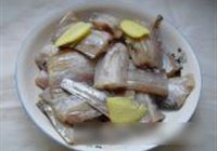 茄汁带鱼的做法 步骤1