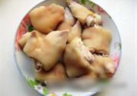 腐乳猪蹄的做法 步骤2