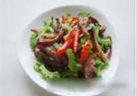 苦瓜炒腊猪耳朵的做法 步骤10
