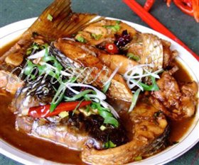 豆瓣酱烧梭鱼