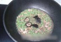 豌豆炒肉丝的做法 步骤6
