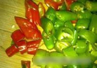 丝瓜鸡蛋粉条汤的做法 步骤4