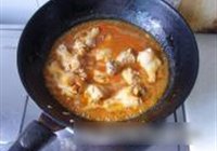 番茄红烩肉翅根的做法 步骤7