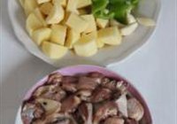 土豆烧鸡的做法 步骤2