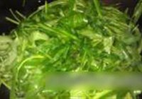 清炒空菜的做法 步骤4
