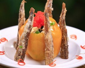 多春鱼豆腐盅