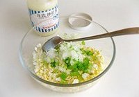 鸡蛋沙拉三明治的做法 步骤6