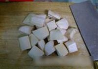 番茄红烩杏鲍菇的做法 步骤2