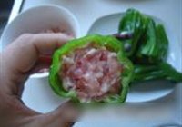 辣椒塞肉的做法 步骤3