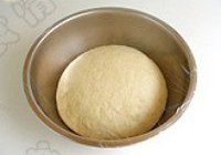 番茄披萨的做法 步骤6