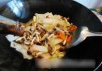 蟹味菇炒冬瓜的做法 步骤9