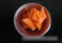 蟹味菇炒冬瓜的做法 步骤3