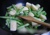 茄子炖土豆的做法 步骤4