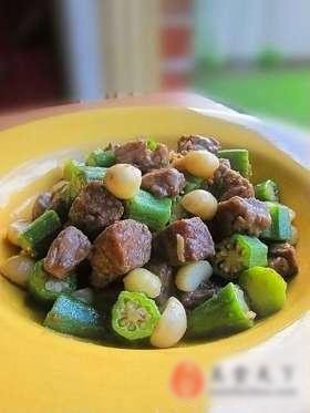 秋葵果仁炒牛肉粒