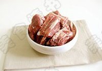 番茄排骨汤的做法 步骤1