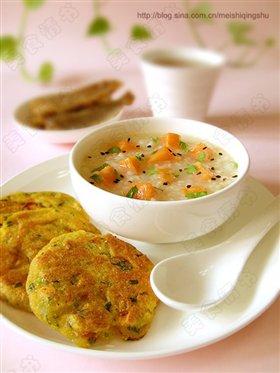 青菜玉米面小饼 红薯粥