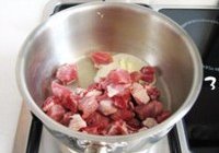 咖喱牛肉的做法 步骤3