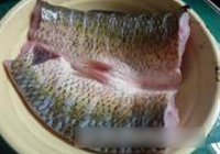 浇汁干烧鱼的做法 步骤2