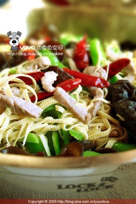 尖椒豆腐丝