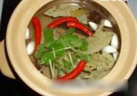 卤猪尾巴的做法 步骤5