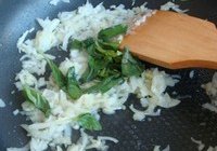 肉酱意面的做法 步骤4