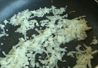 肉酱意面的做法 步骤3