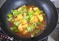 菠萝咕噜肉的做法 步骤5