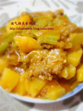 菠萝咕噜肉
