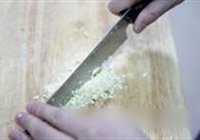 蒜香鱿鱼筒的做法 步骤2