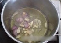 藤椒酸菜鱼的做法 步骤10
