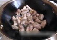 糖醋排骨的做法 步骤2