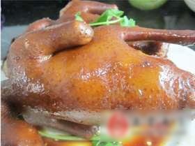 卤水乳鸽