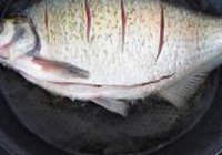糖醋鳊鱼的做法 步骤6