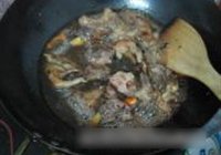 啤酒鸡的做法 步骤4