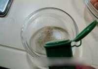 木耳炒鸡片的做法 步骤3