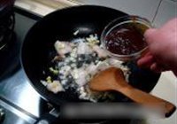 京味儿酱烧小萝卜的做法 步骤5