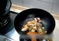 京味栗子烧鸡块的做法 步骤7