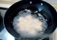 菠萝炒虾球的做法 步骤2