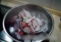 京味儿酱烧小萝卜的做法 步骤3