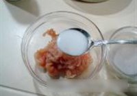 木耳炒鸡片的做法 步骤2